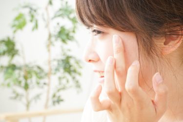 【医師監修】美肌菌はシミにも効果あり？美肌菌を増やす育菌スキンケアとは